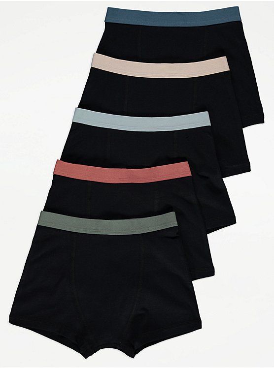 Боксери George на 6-7 та 9-10 років