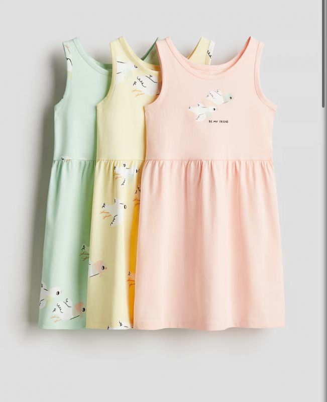 Сукні H&M на 4-6 років