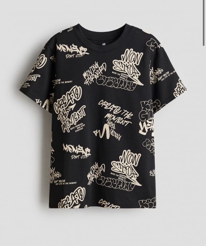 Футболка H&M на 10-12 / 12-14 / 14+ років з написами